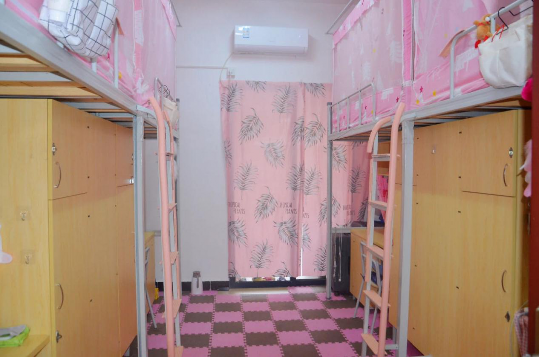 ְԺУỷƴ