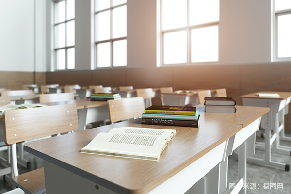 高考征求志愿英语成绩90分以上可免试入学集美大学诚毅学院国际本科，国外统招本科