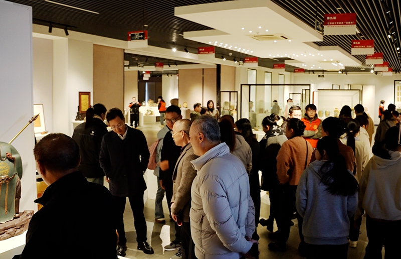 ְҵѧԺɹٰھŽ콭ʡղմƷչȻ