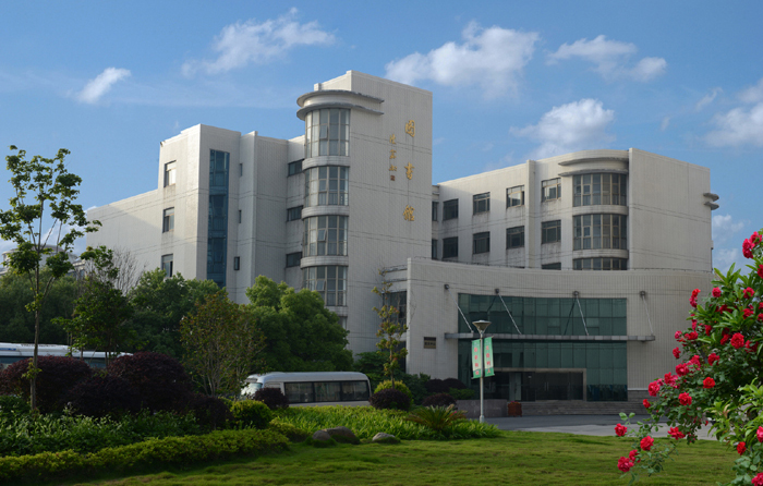 ��ͨ�Ƽ�ְҵѧԺУ԰���