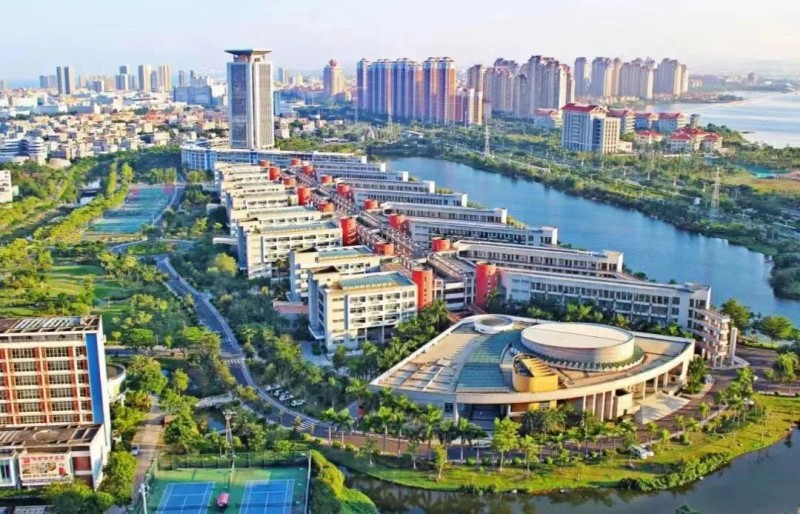 福建学考复读生福音：自考本科助你在“高颜值”校园里实现学历跃升