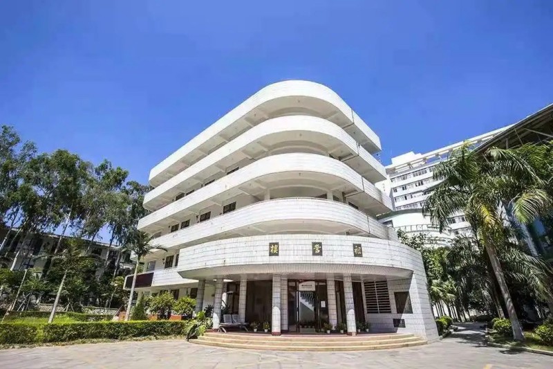 告别复读循环！双一流自考本科：给福建春考生的“上岸”方案